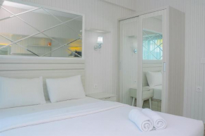 Best Studio with Pool View Springlake Summarecon Apartment By Travelio